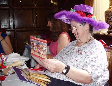 {short description of image}