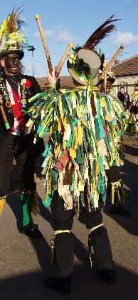 narrow tatters - green and yellow